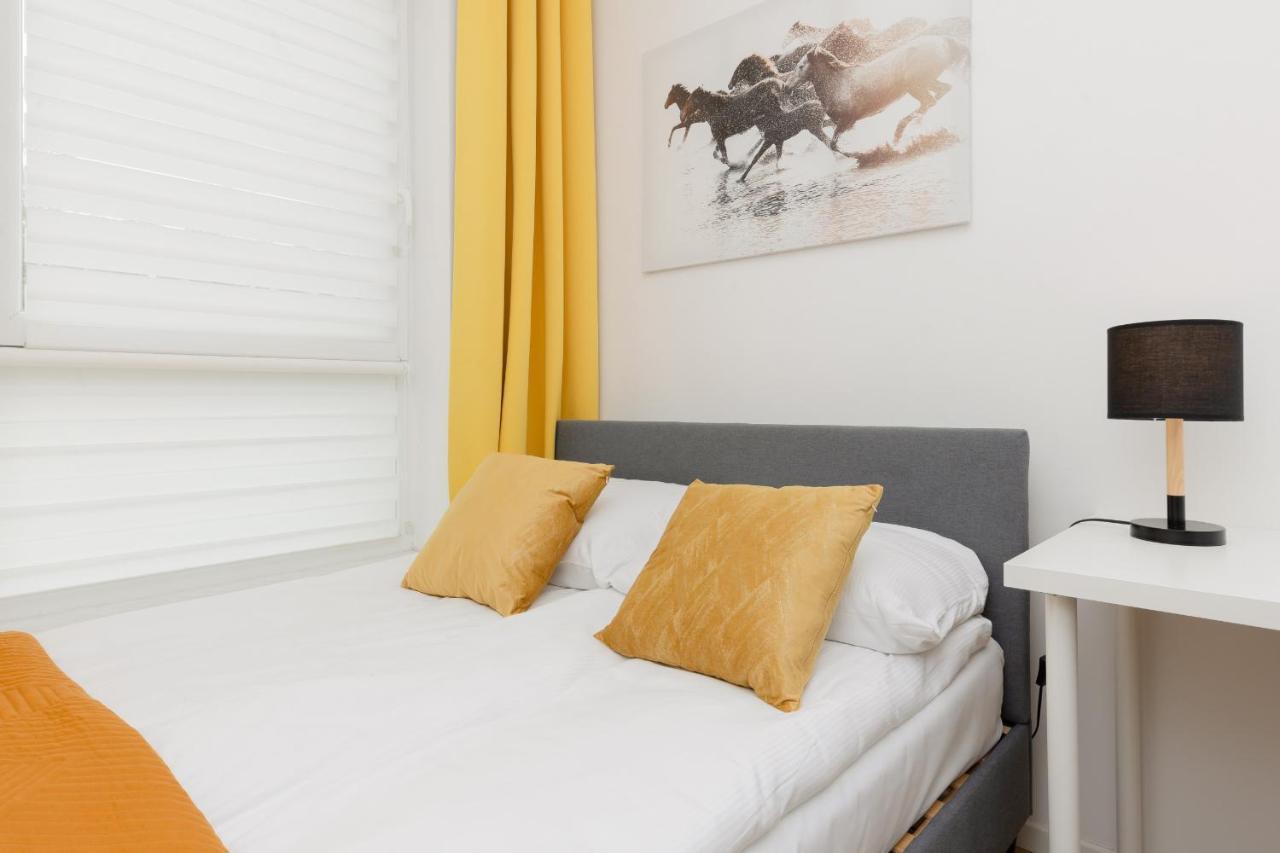 Apartment With Ac Warsaw Mokotow Business Centre By Noclegi Renters Extérieur photo